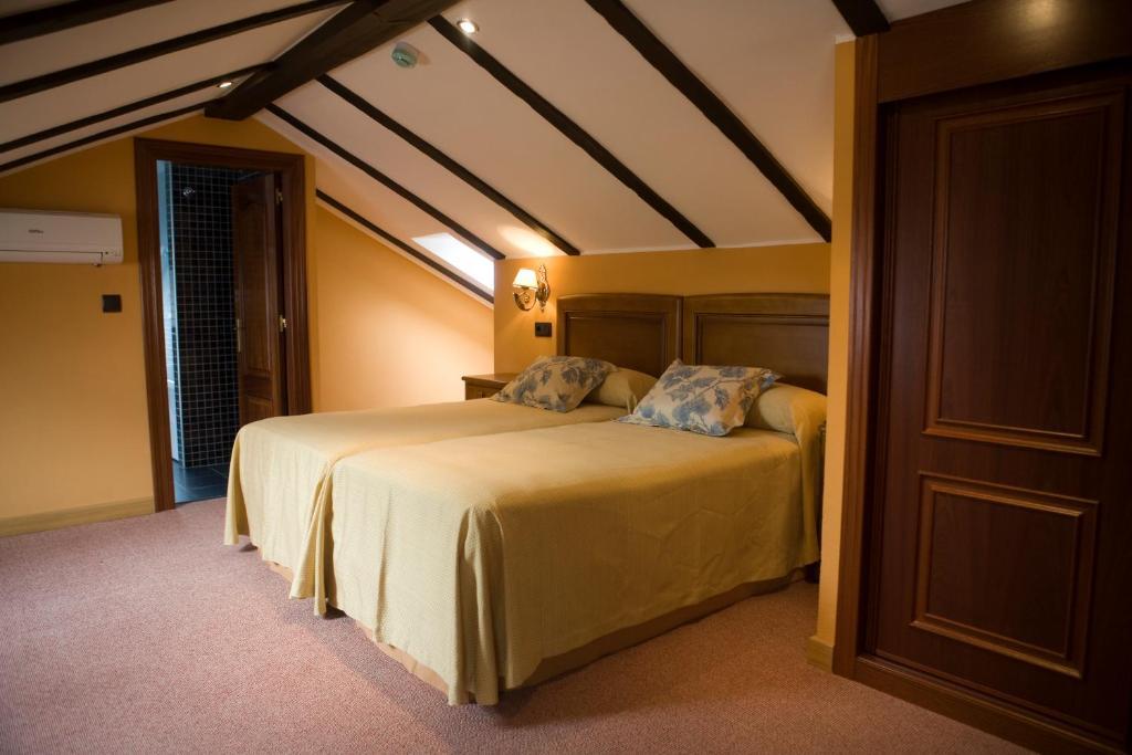 Hotel El Foyu Colunga Pokoj fotografie